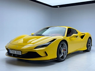 FERRARI F8 SPIDER 2021