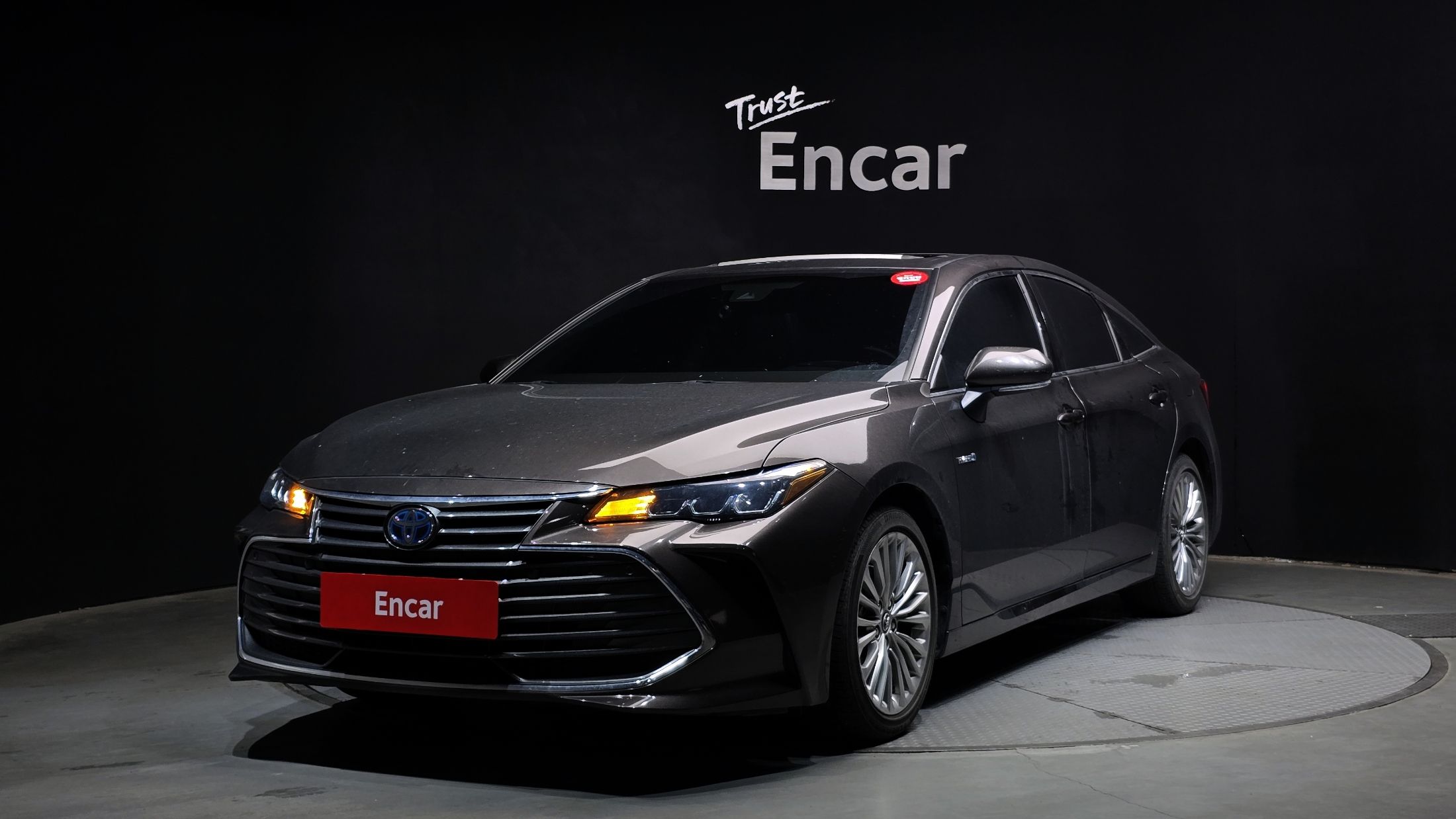 TOYOTA AVALON