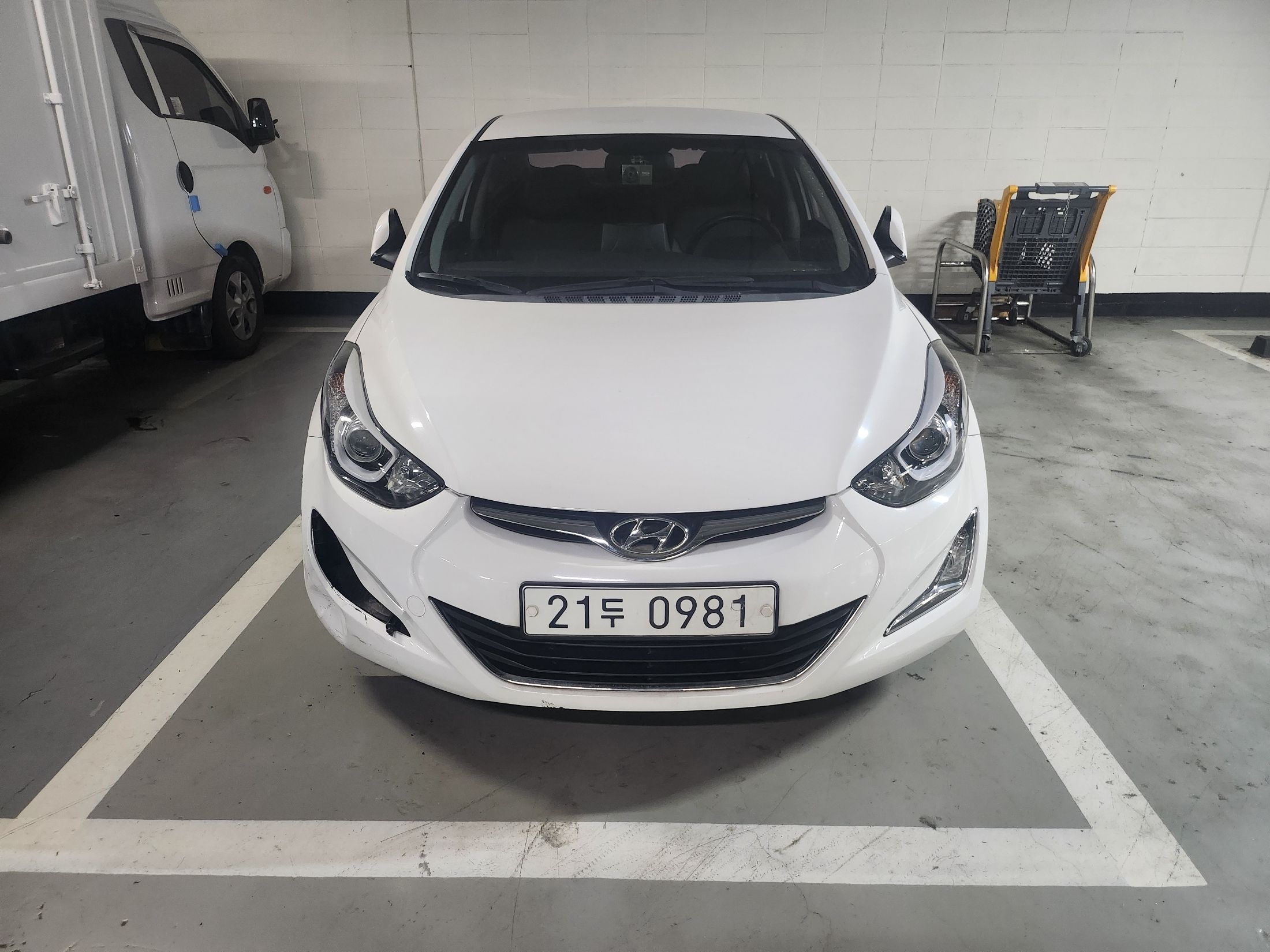 HYUNDAI AVANTE