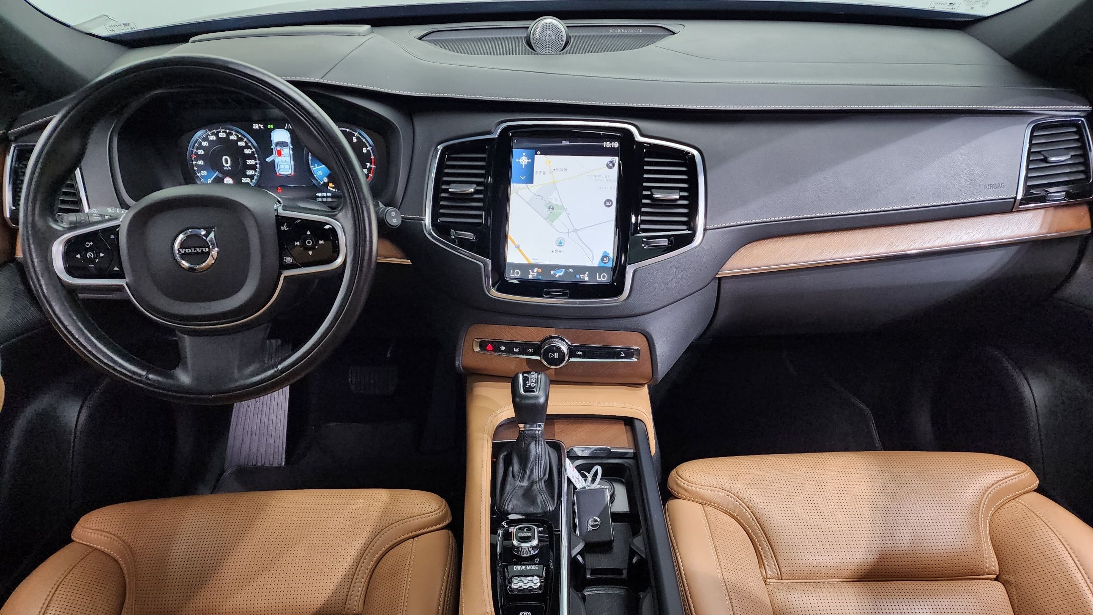 VOLVO XC90 2017