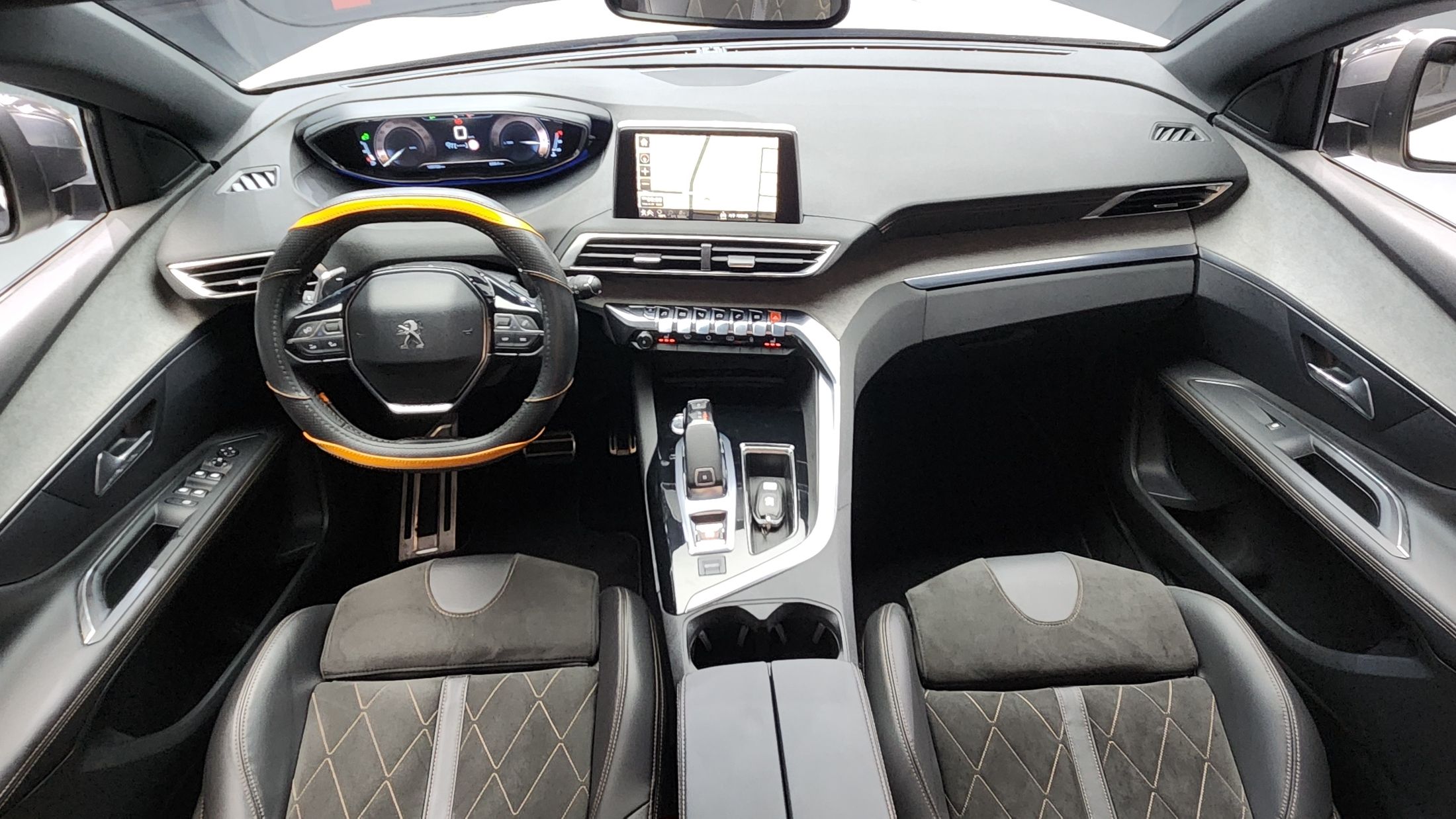 PEUGEOT 3008 2017