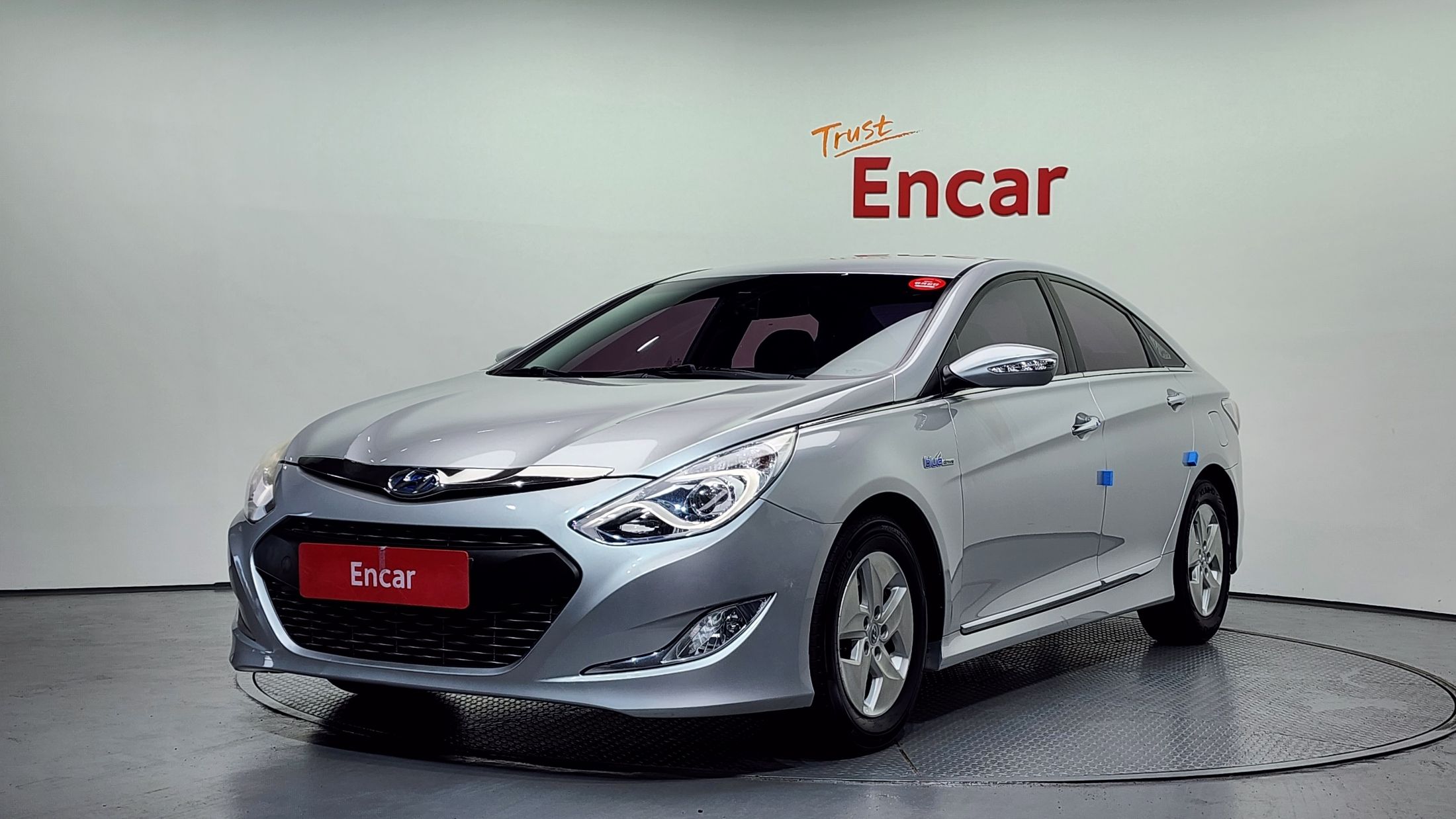 HYUNDAI SONATA HYBRID 2011