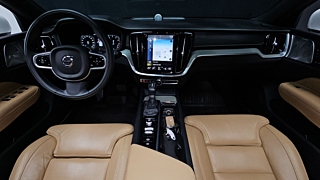 VOLVO S60 2019
