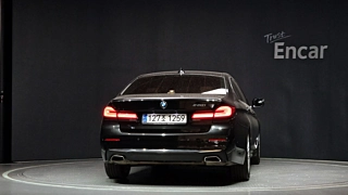 BMW 5-SERIES G30 2020