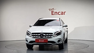 MERCEDES BENZ GLA-CLASS X156 2019