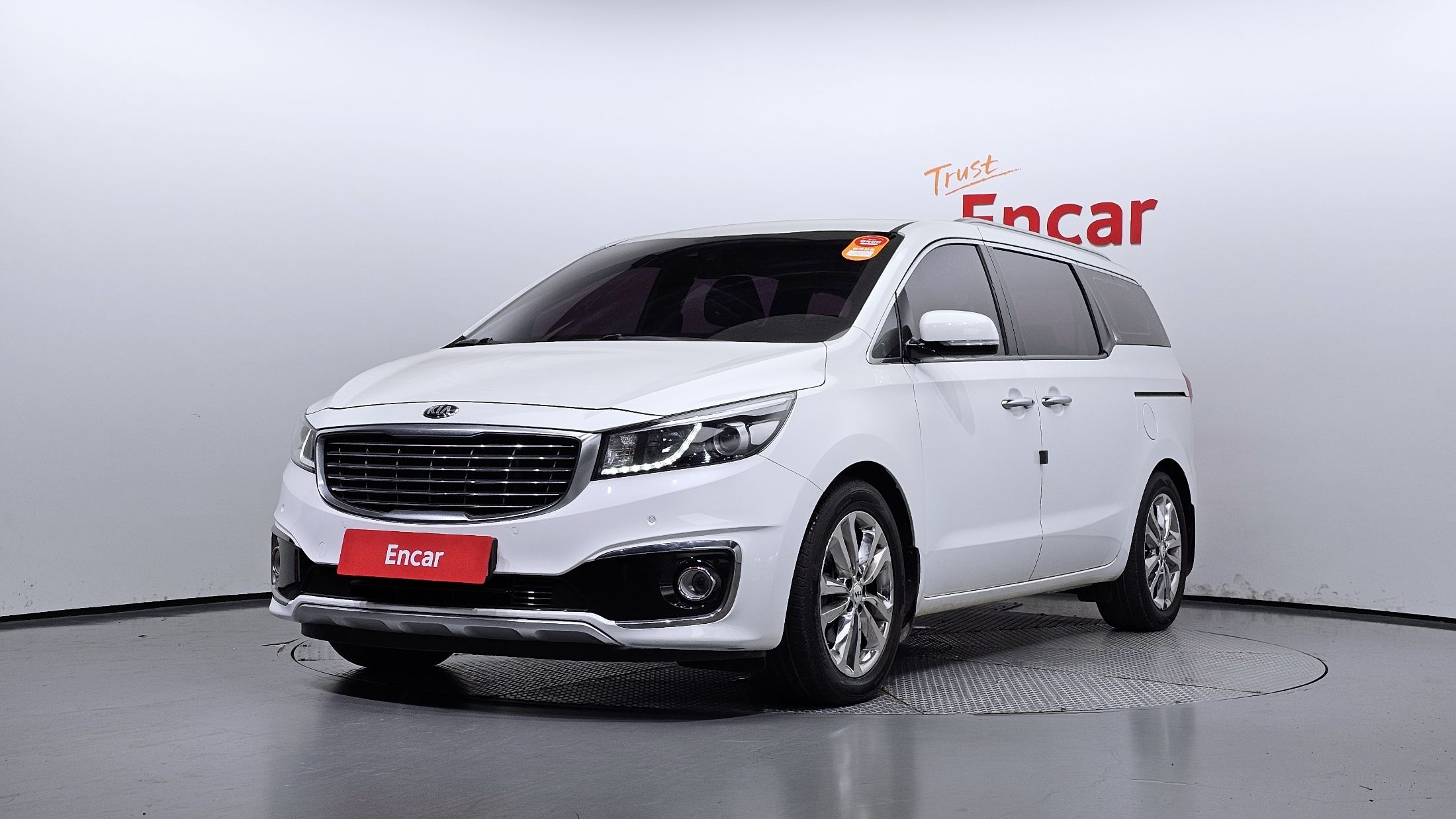 KIA CARNIVAL 2018