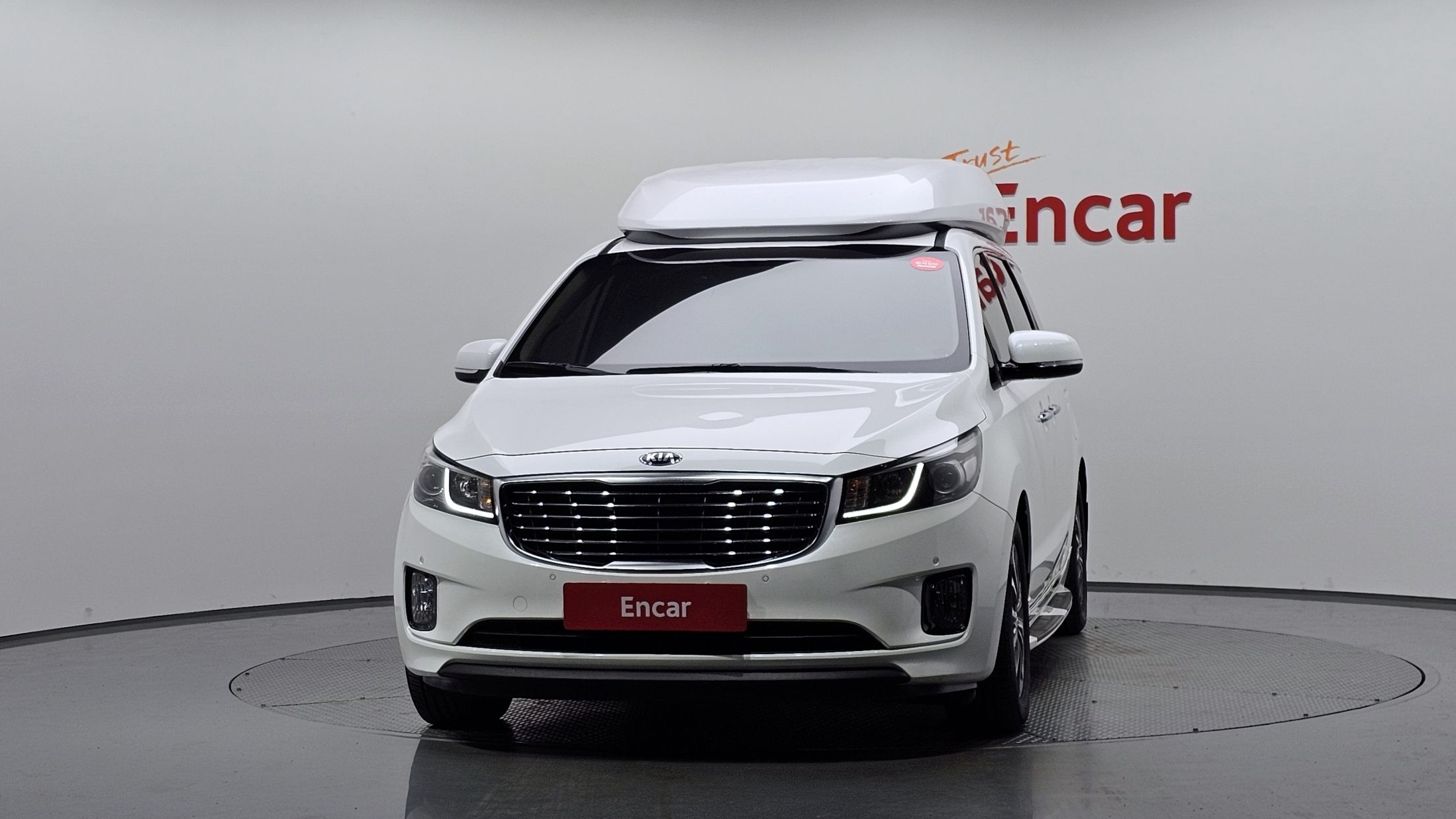 KIA CARNIVAL 2015