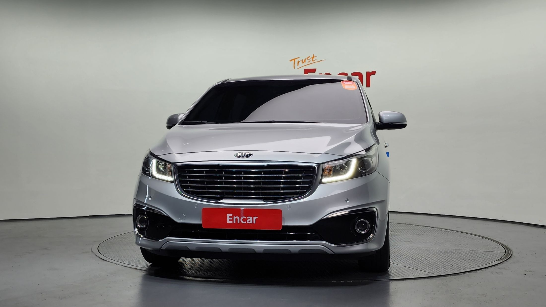 KIA CARNIVAL 2017