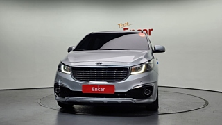 KIA CARNIVAL 2017