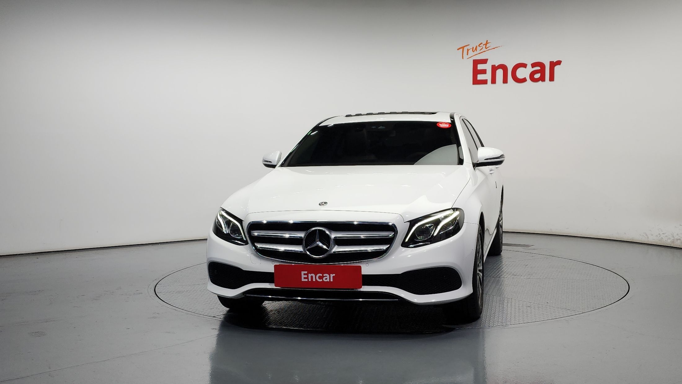 MERCEDES BENZ E-CLASS W213 2020