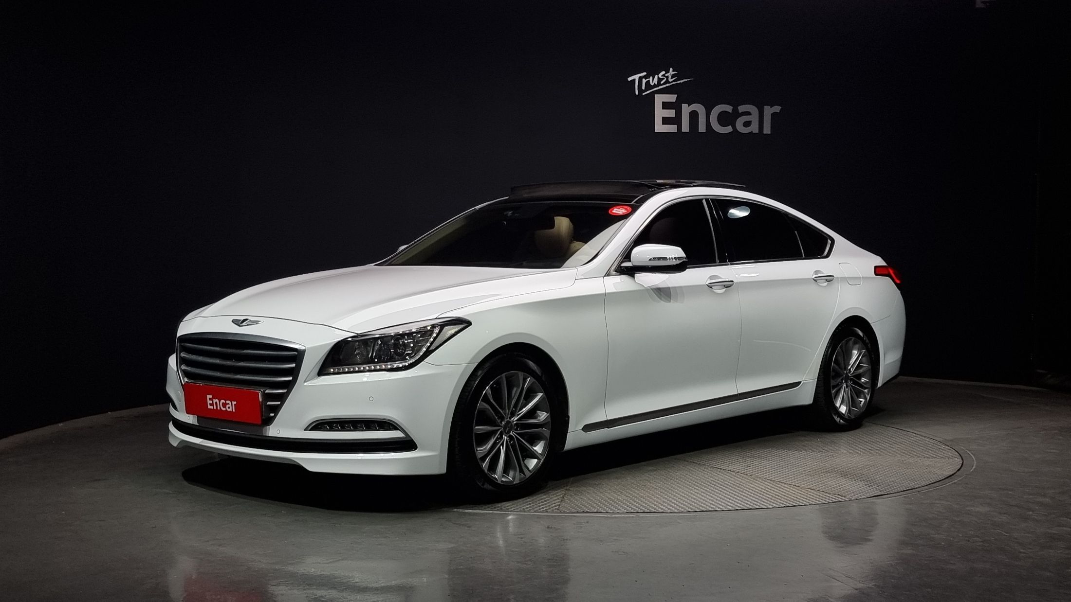 HYUNDAI GENESIS DH 2015