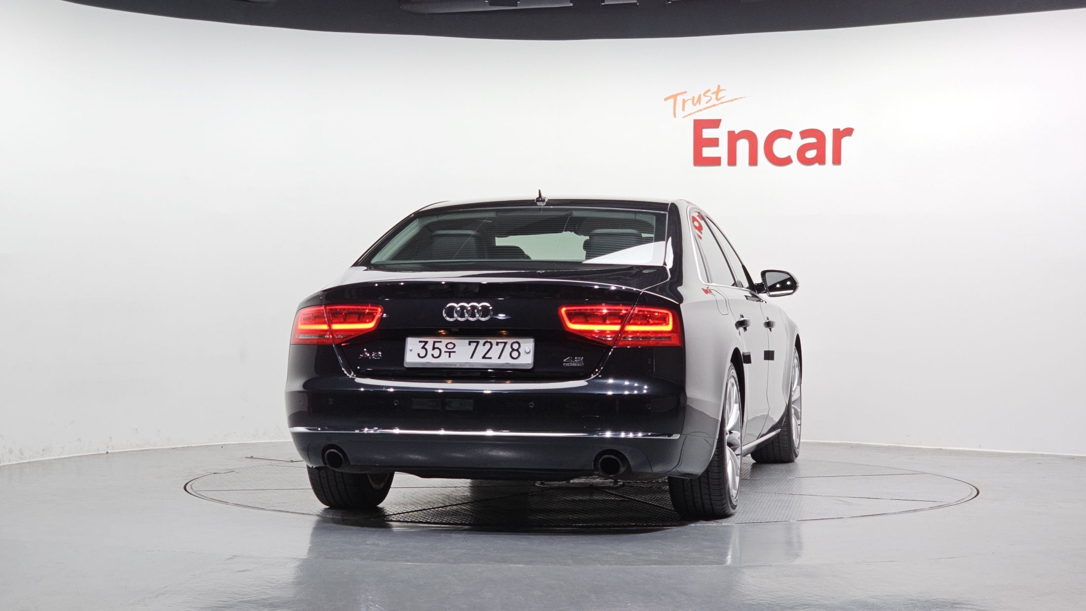 AUDI A8 2011