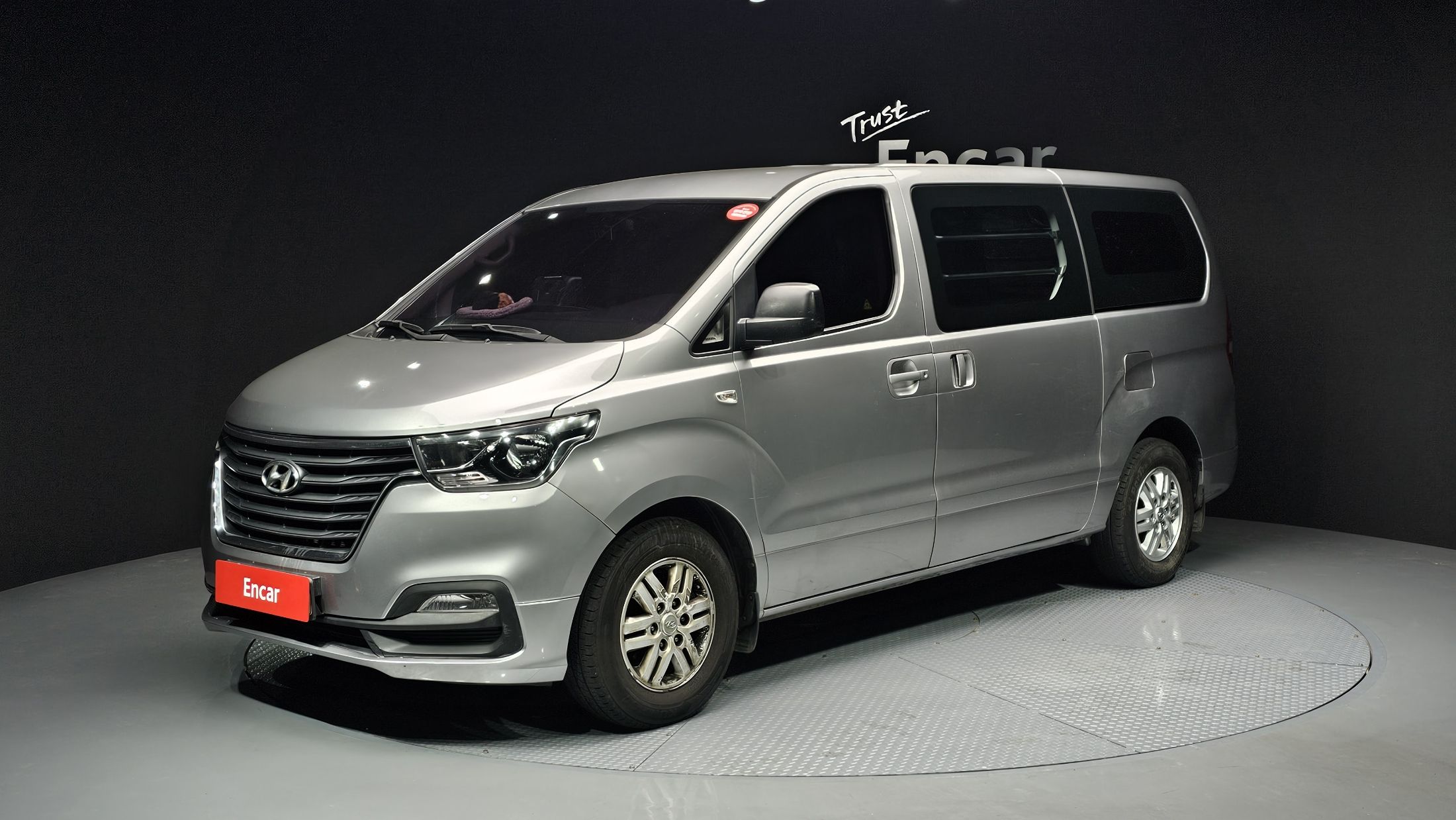 HYUNDAI STAREX GRAND 2018