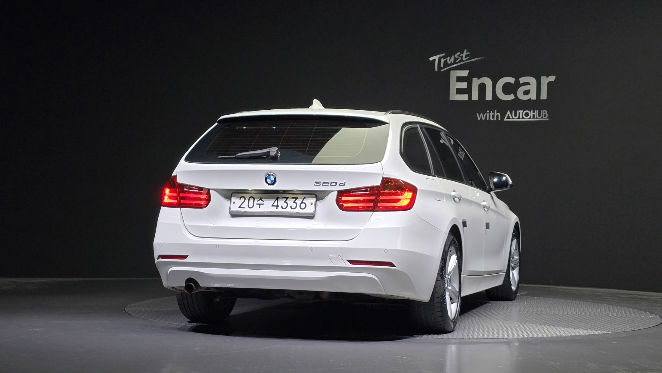 BMW 3-SERIES F30 2014