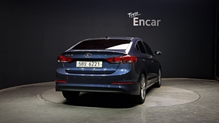 HYUNDAI AVANTE AD 2018