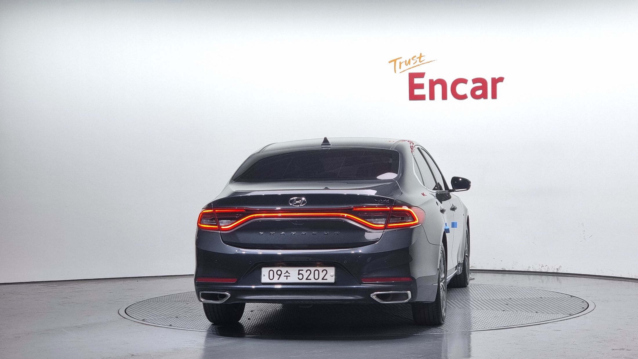 HYUNDAI GRANDEUR IG HYBRID 2017