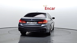 BMW 5-SERIES G30 2018