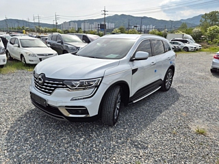 SAMSUNG QM6 2019