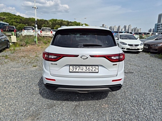 SAMSUNG QM6 2019