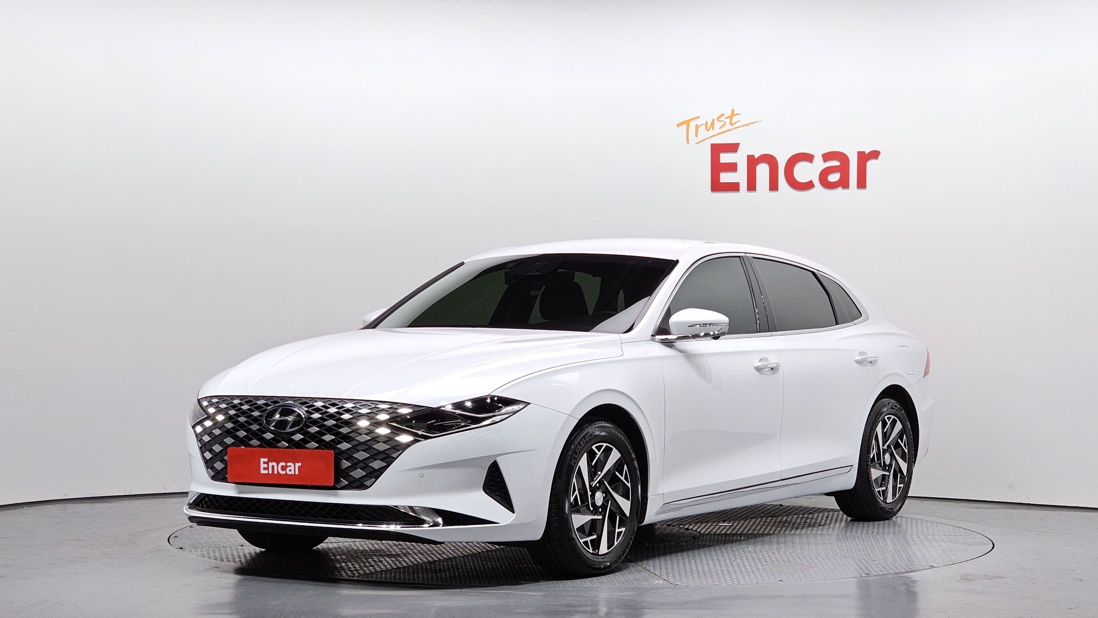 HYUNDAI GRANDEUR IG HYBRID