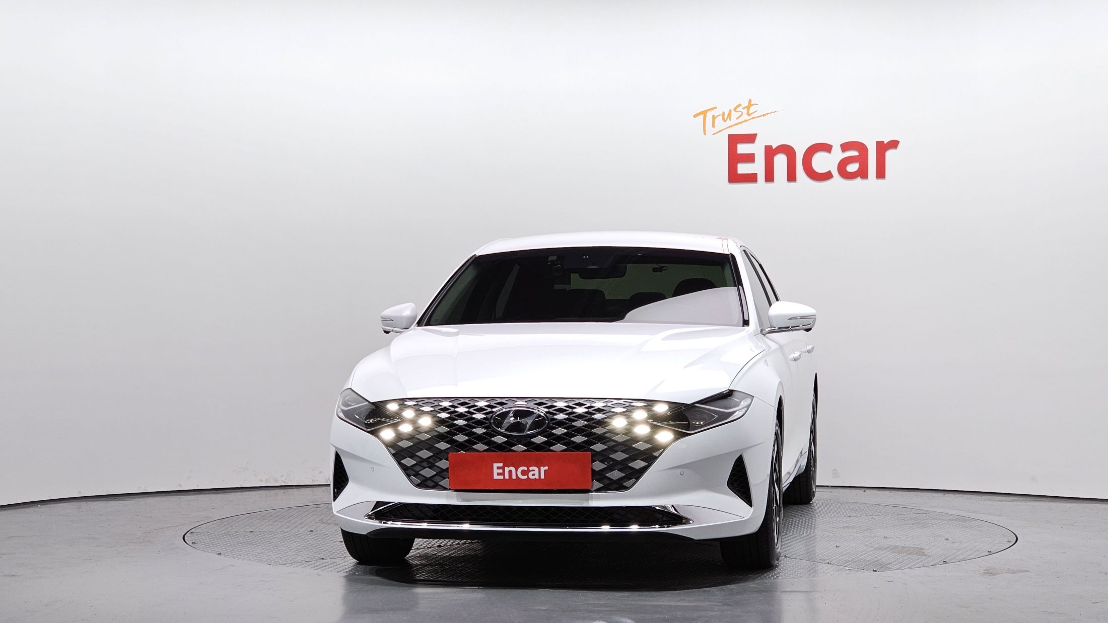 HYUNDAI GRANDEUR IG HYBRID