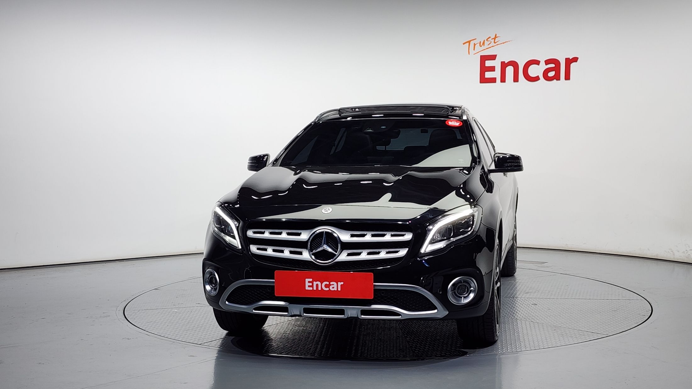 MERCEDES BENZ GLA-CLASS X156 2019