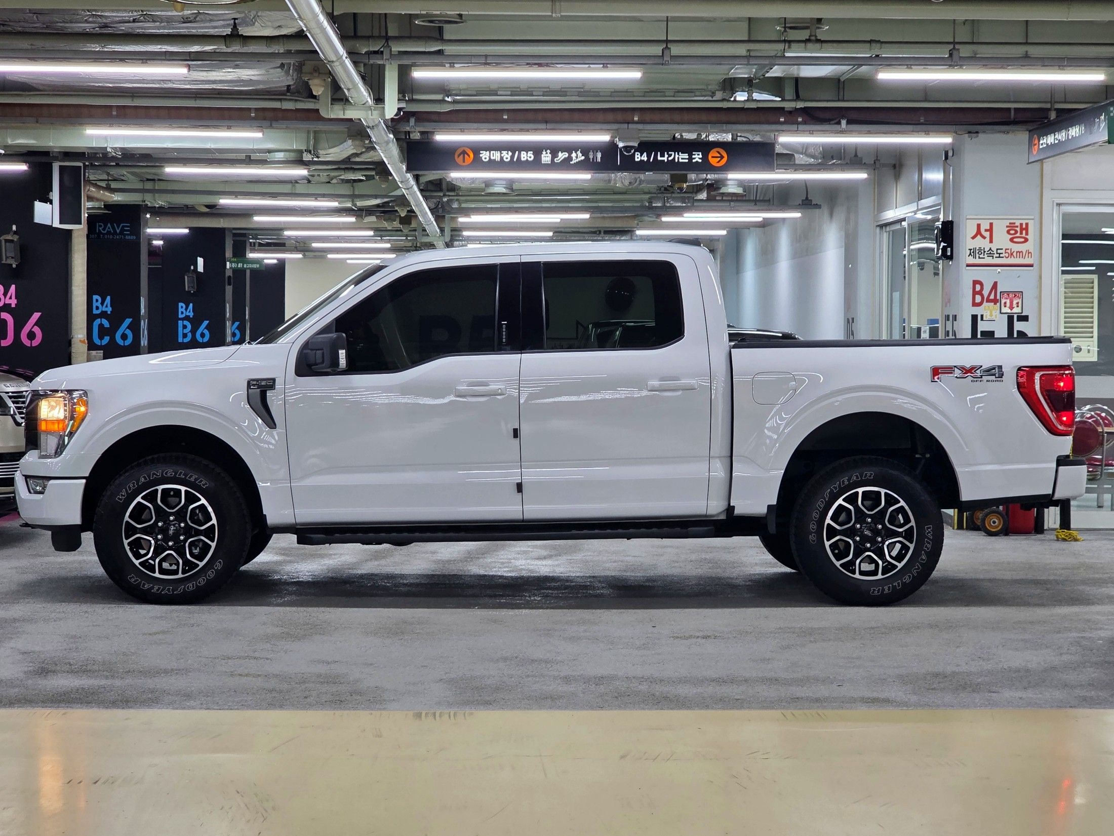 FORD F150