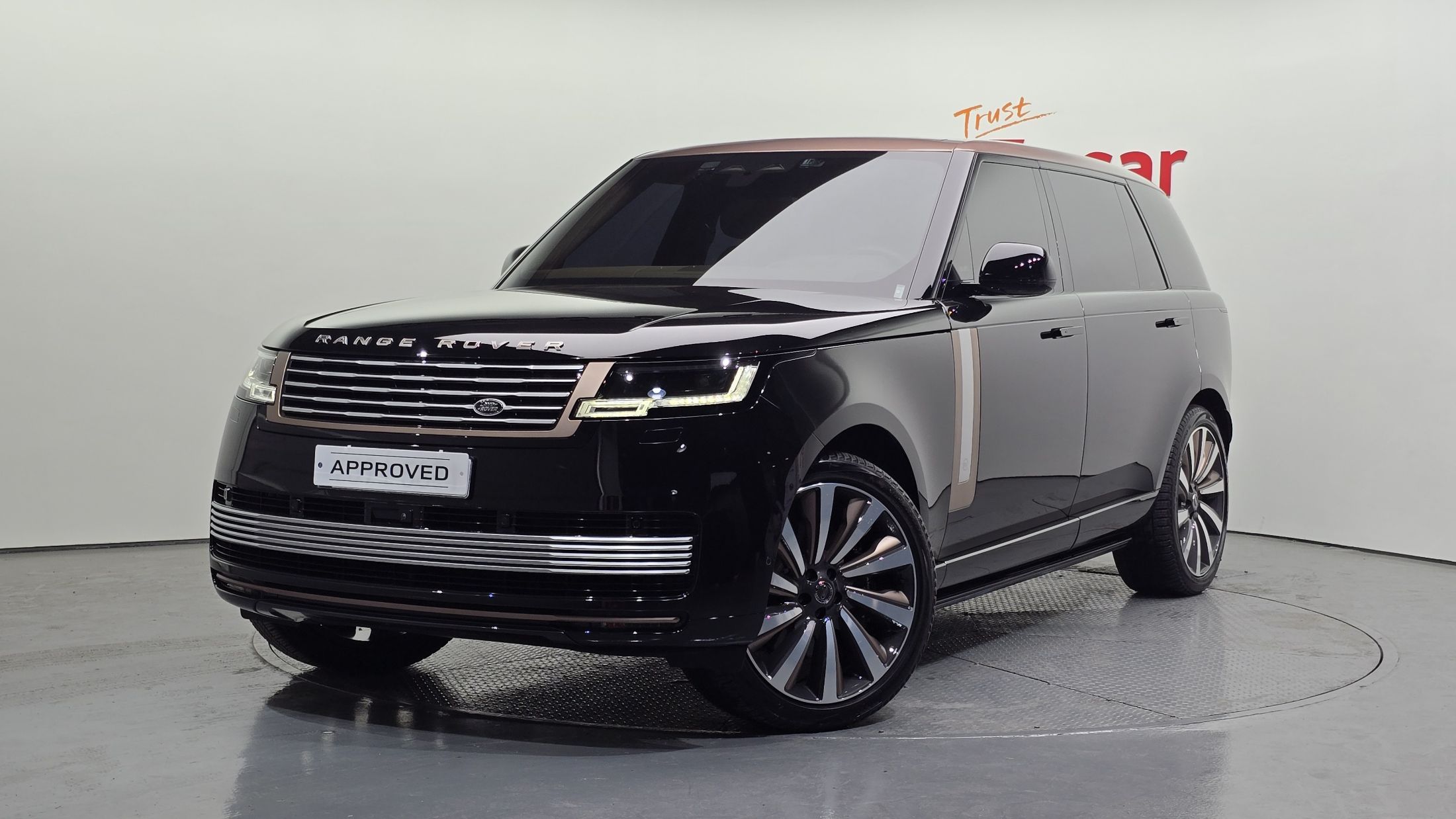 LAND ROVER RANGE ROVER