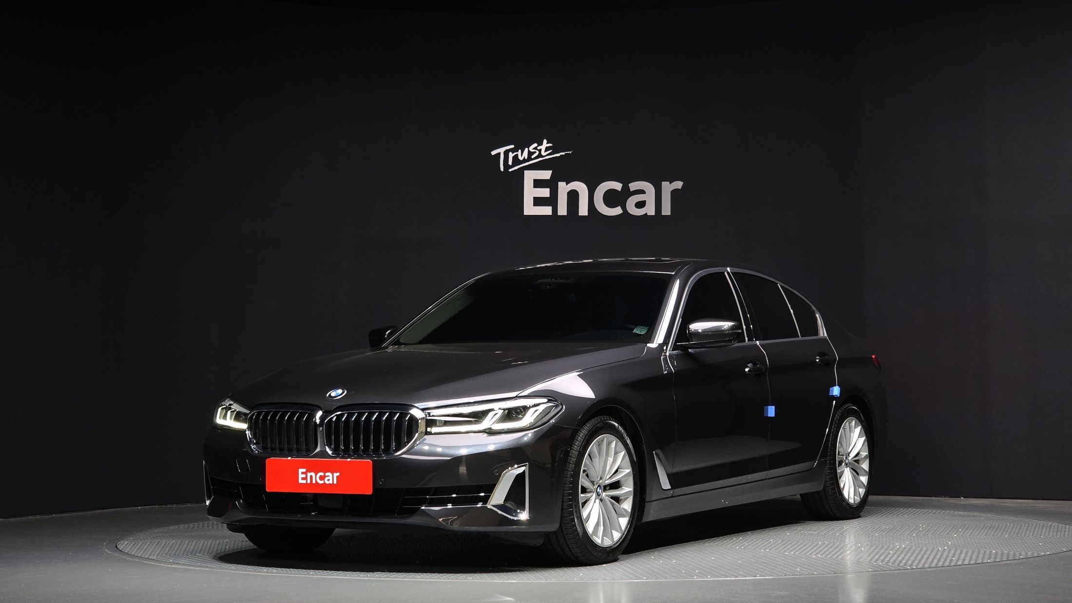 BMW 5-SERIES G30 2021