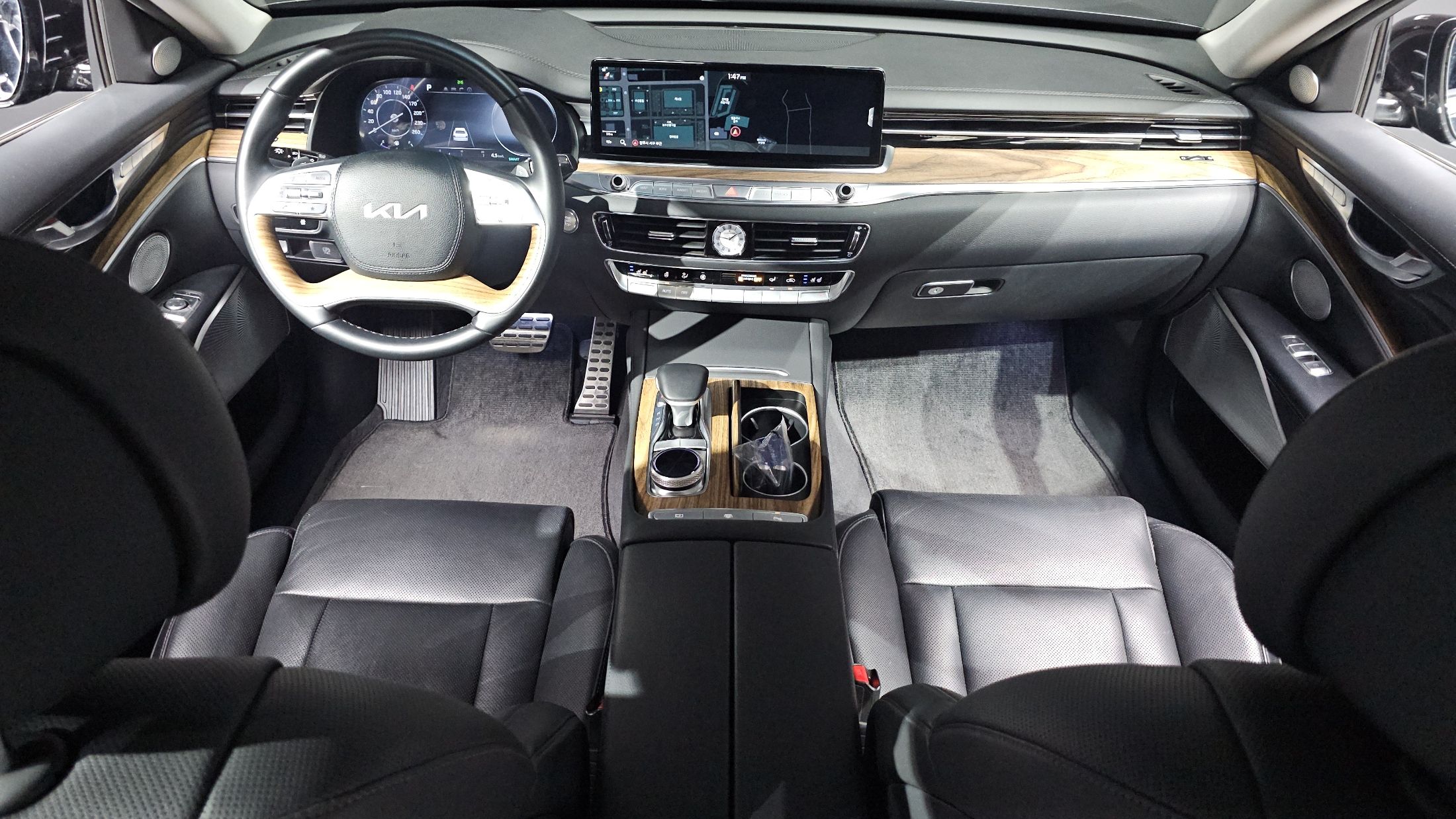 KIA K9