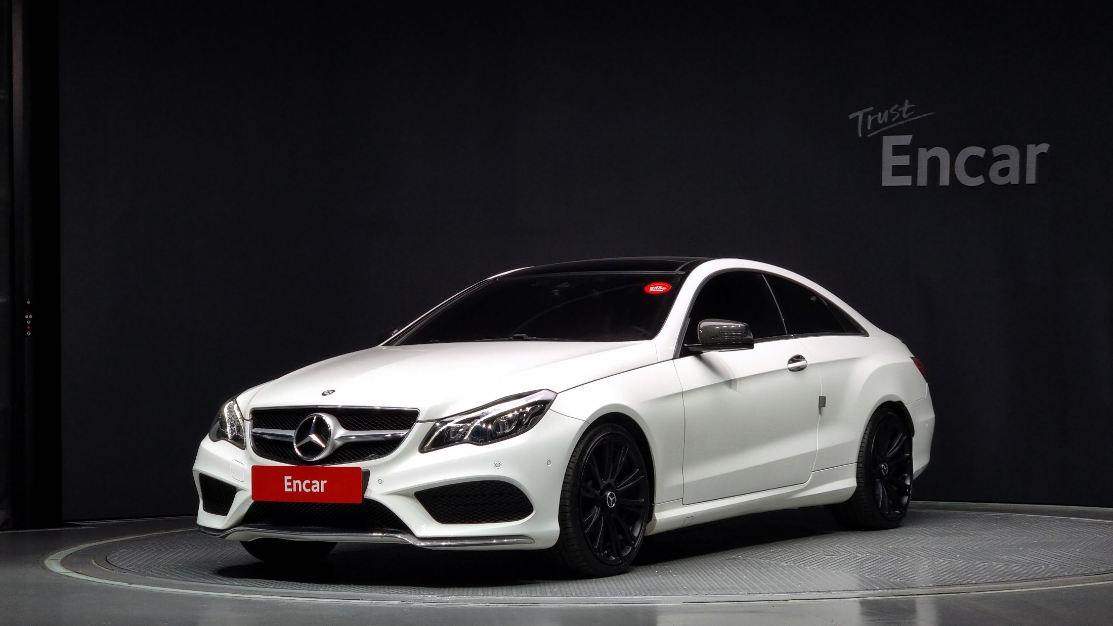 MERCEDES BENZ E-CLASS W212 2015