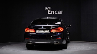 BMW 5-SERIES G30 2018