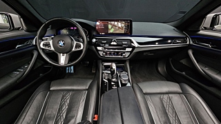 BMW 5-SERIES G30 2021