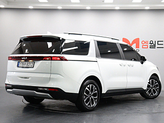 KIA CARNIVAL 2022