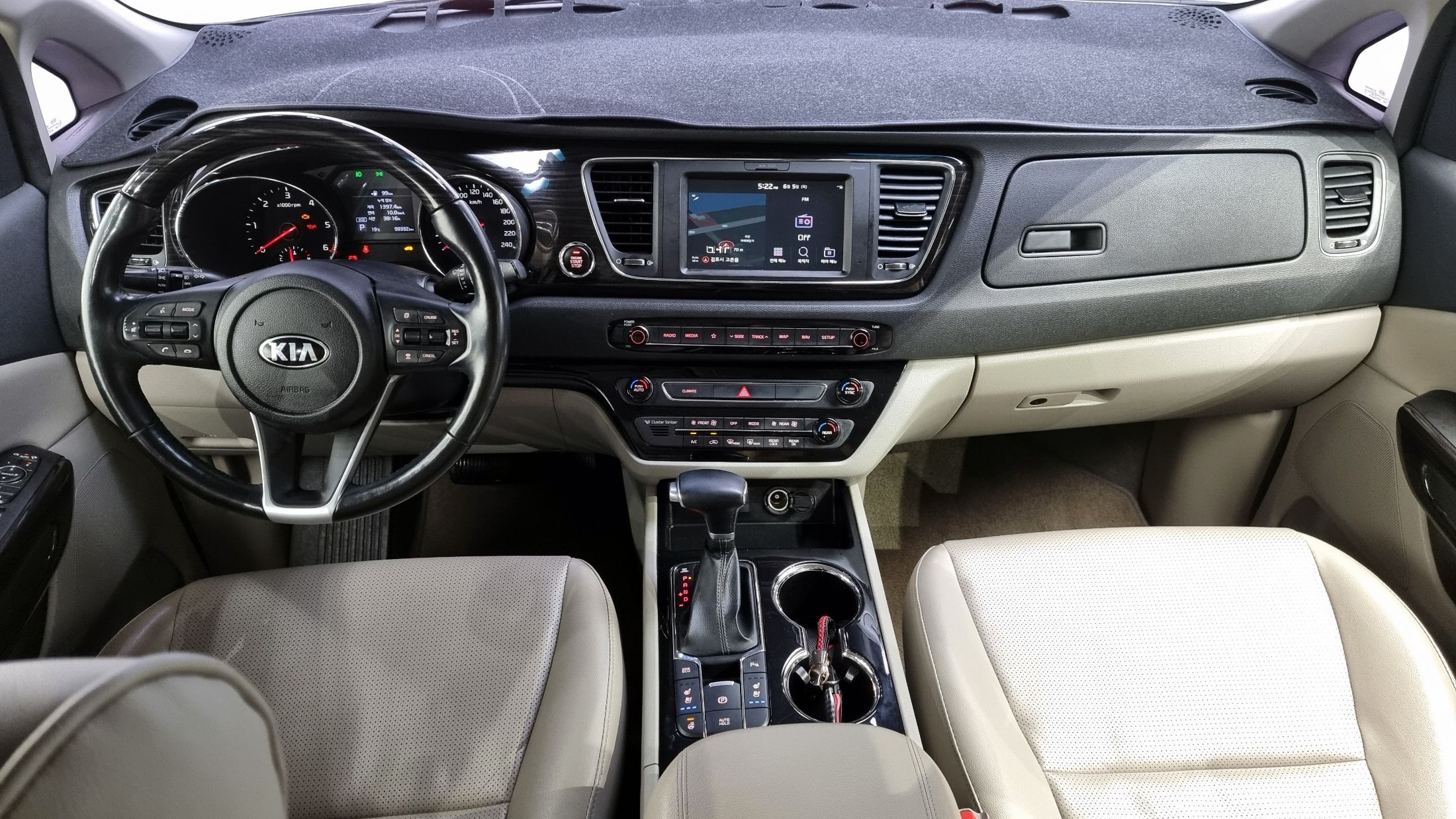KIA CARNIVAL 2019