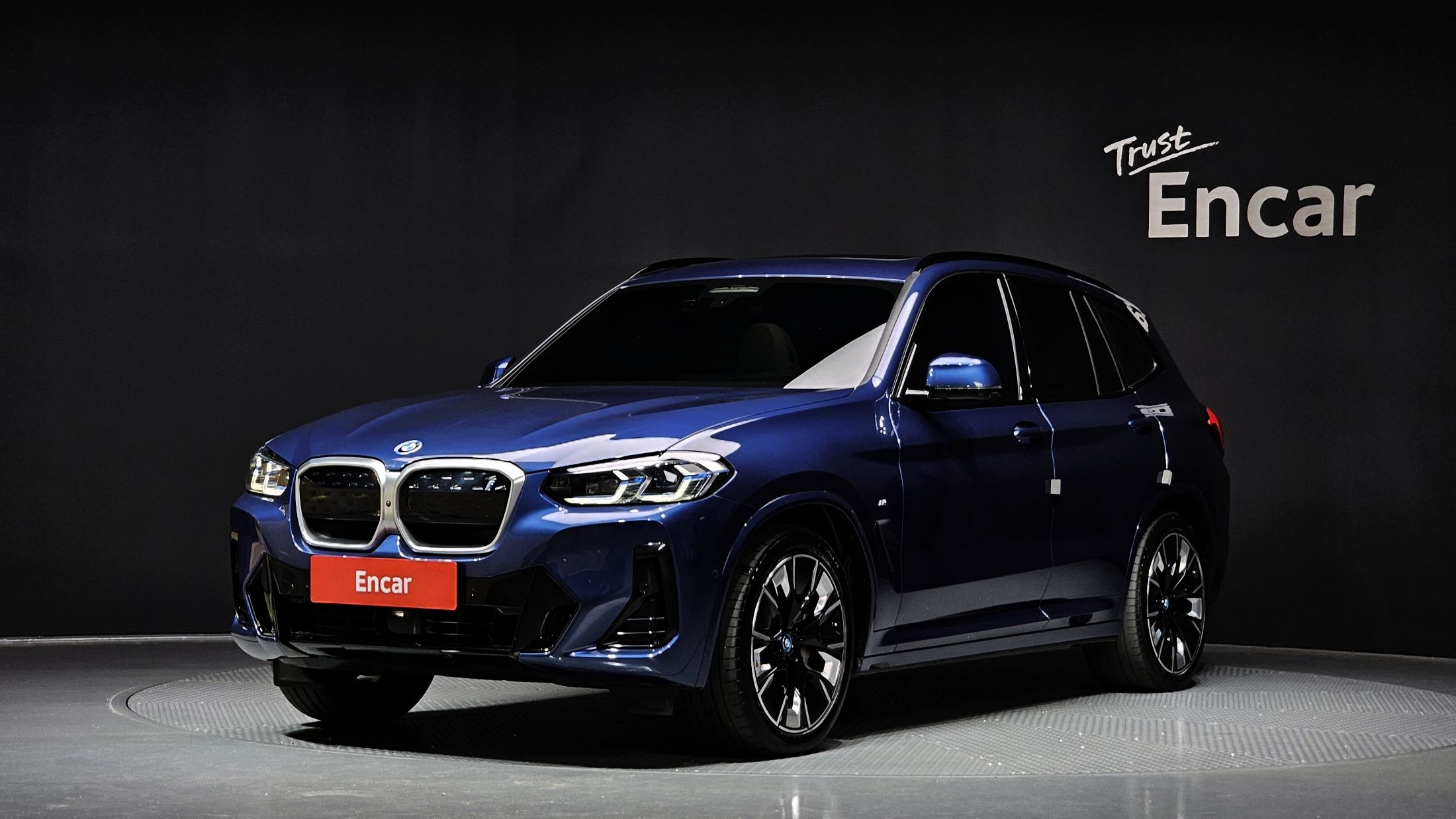 BMW IX3