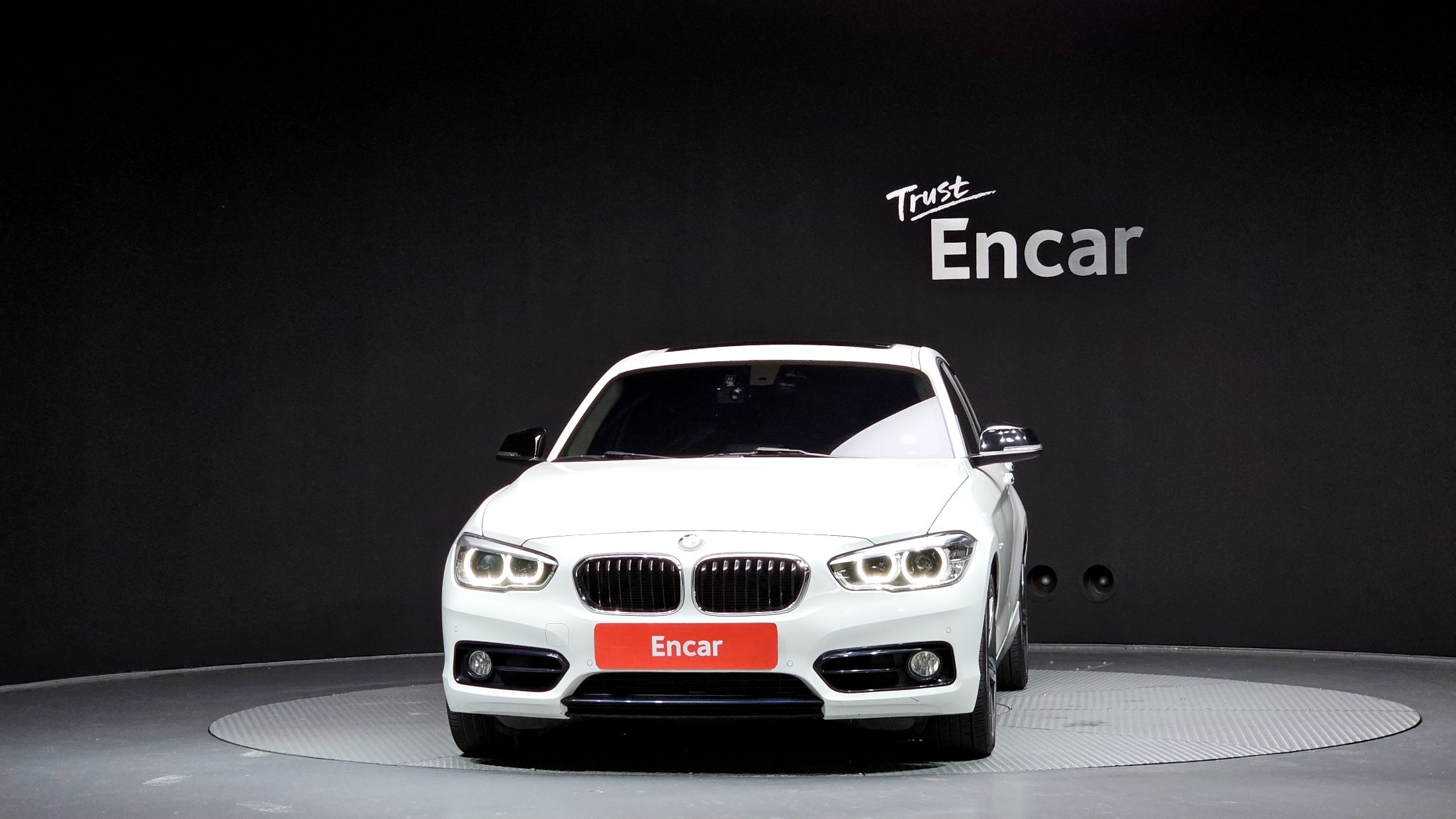 BMW 1-SERIES F20 2016