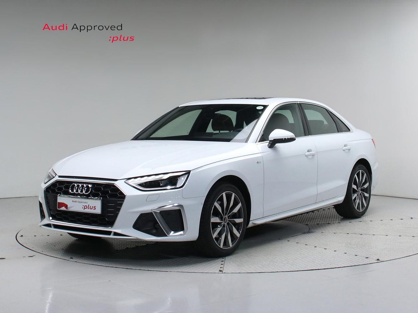AUDI A4 B9 2023