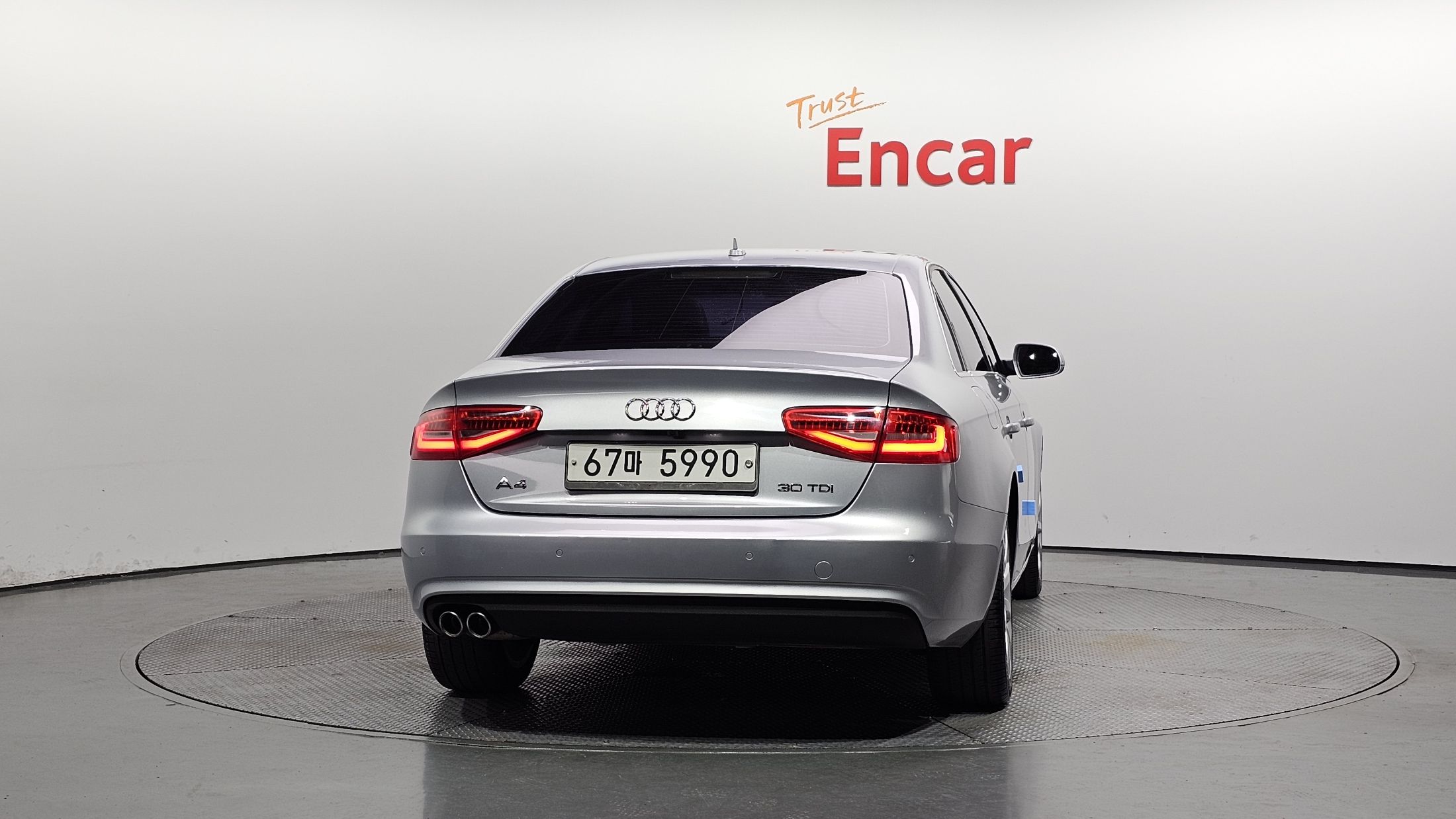 AUDI A4 2015