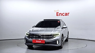Заказать VOLKSWAGEN JETTA
