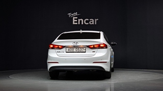 HYUNDAI AVANTE AD 2016