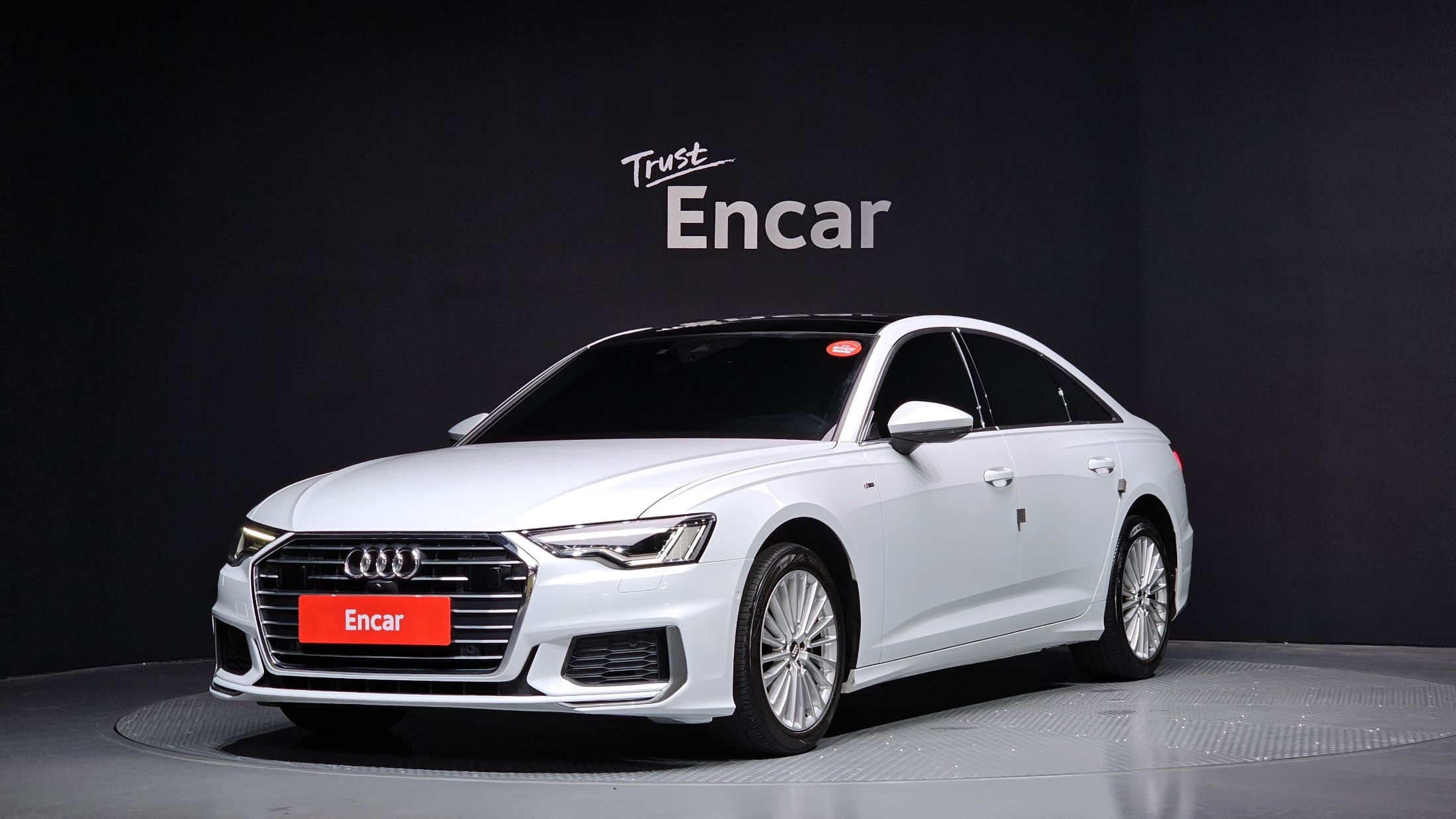 AUDI A6 C8