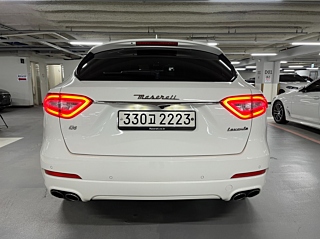 MASERATI LEVANTE 2020
