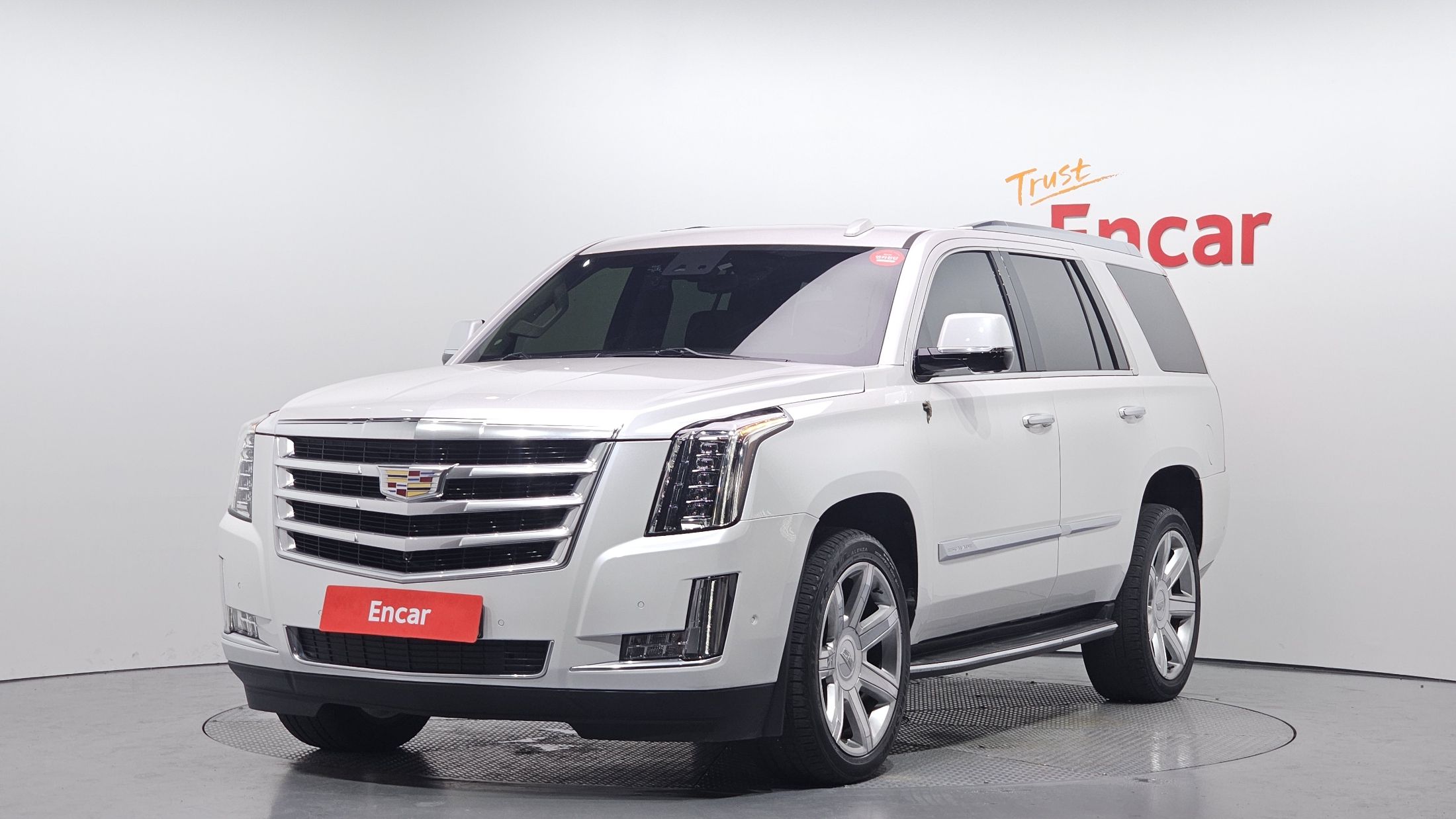 CADILLAC ESCALADE 2017