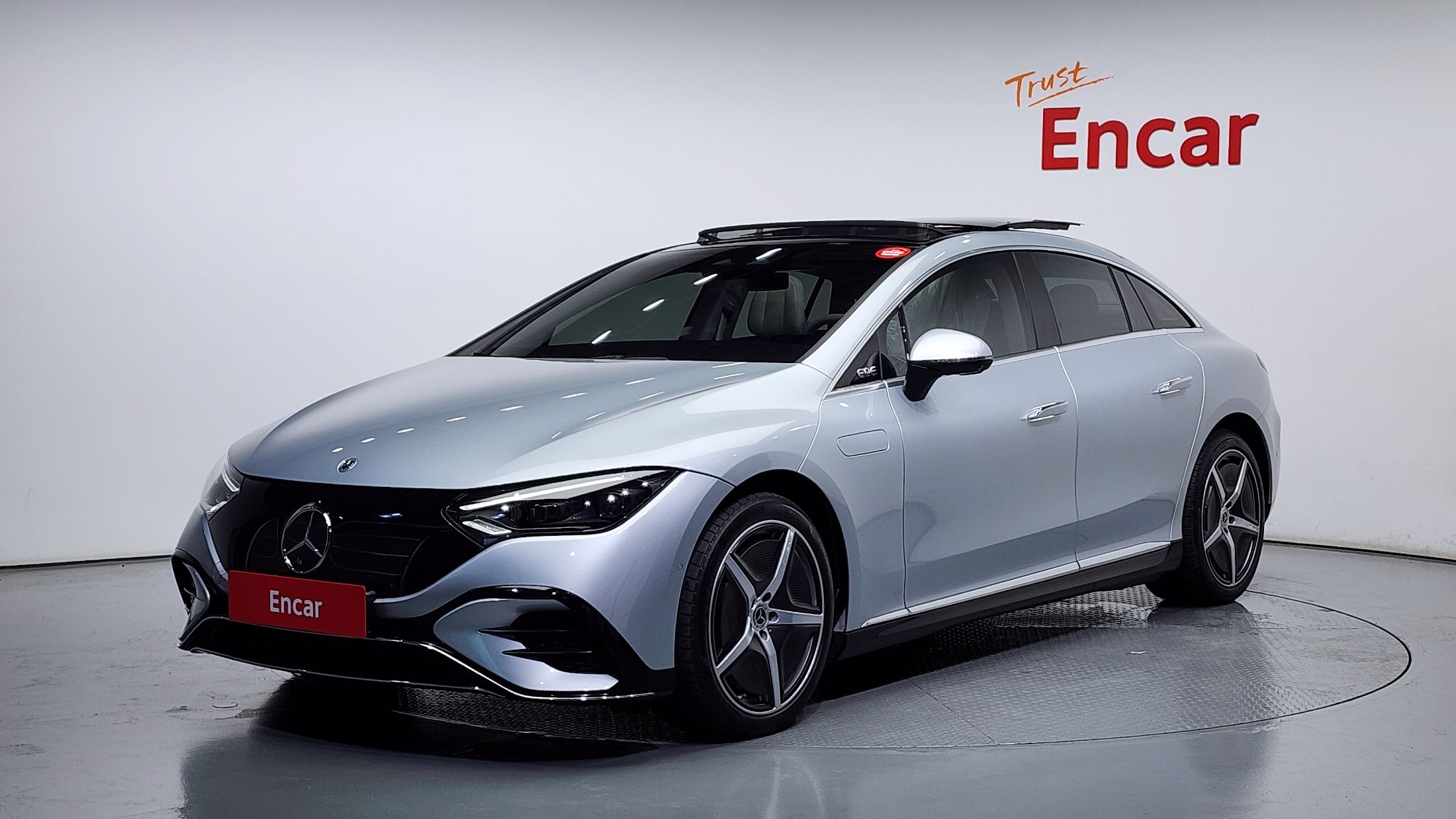 MERCEDES BENZ EQE V295 2023