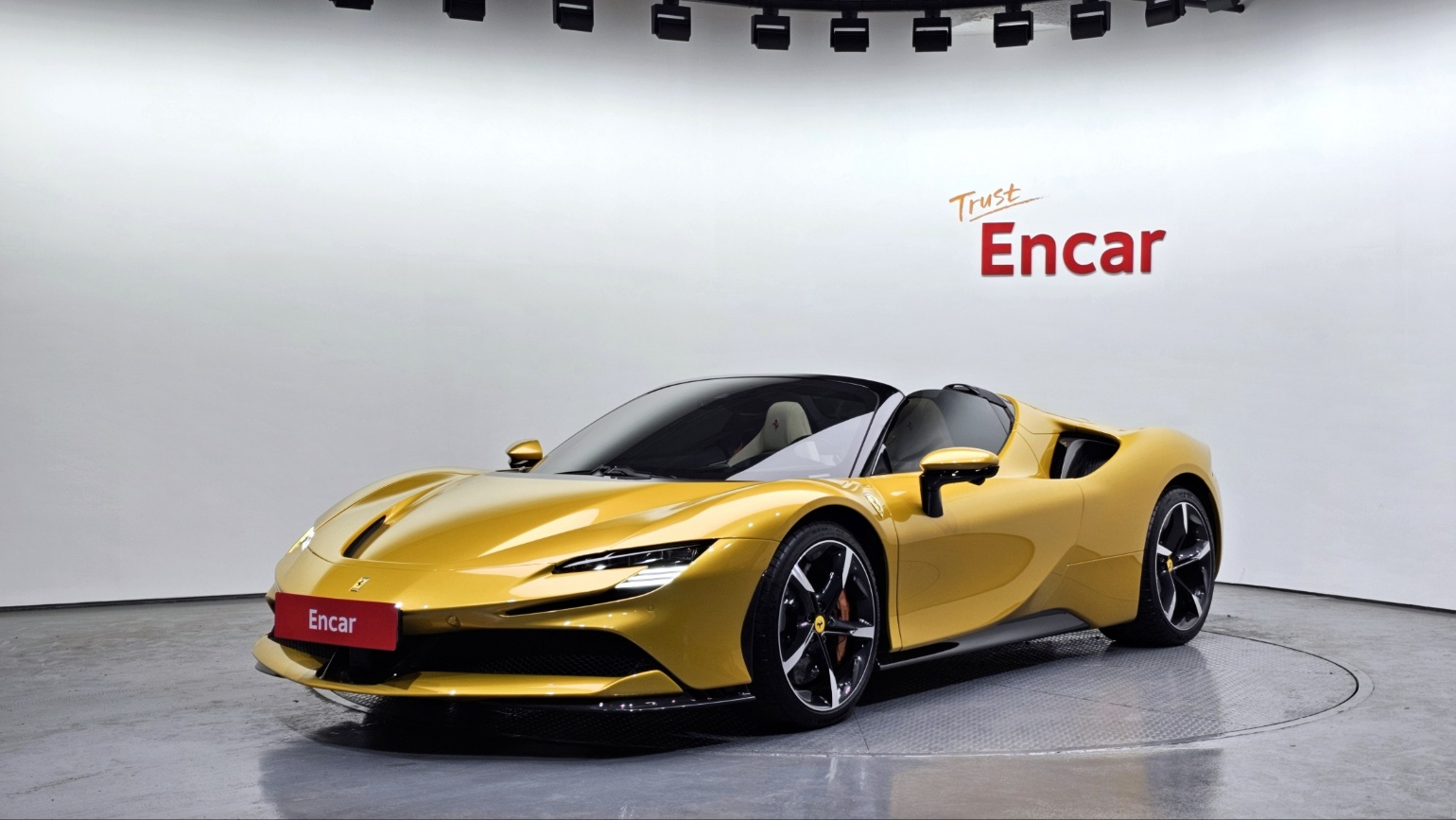 FERRARI SF90 SPIDER