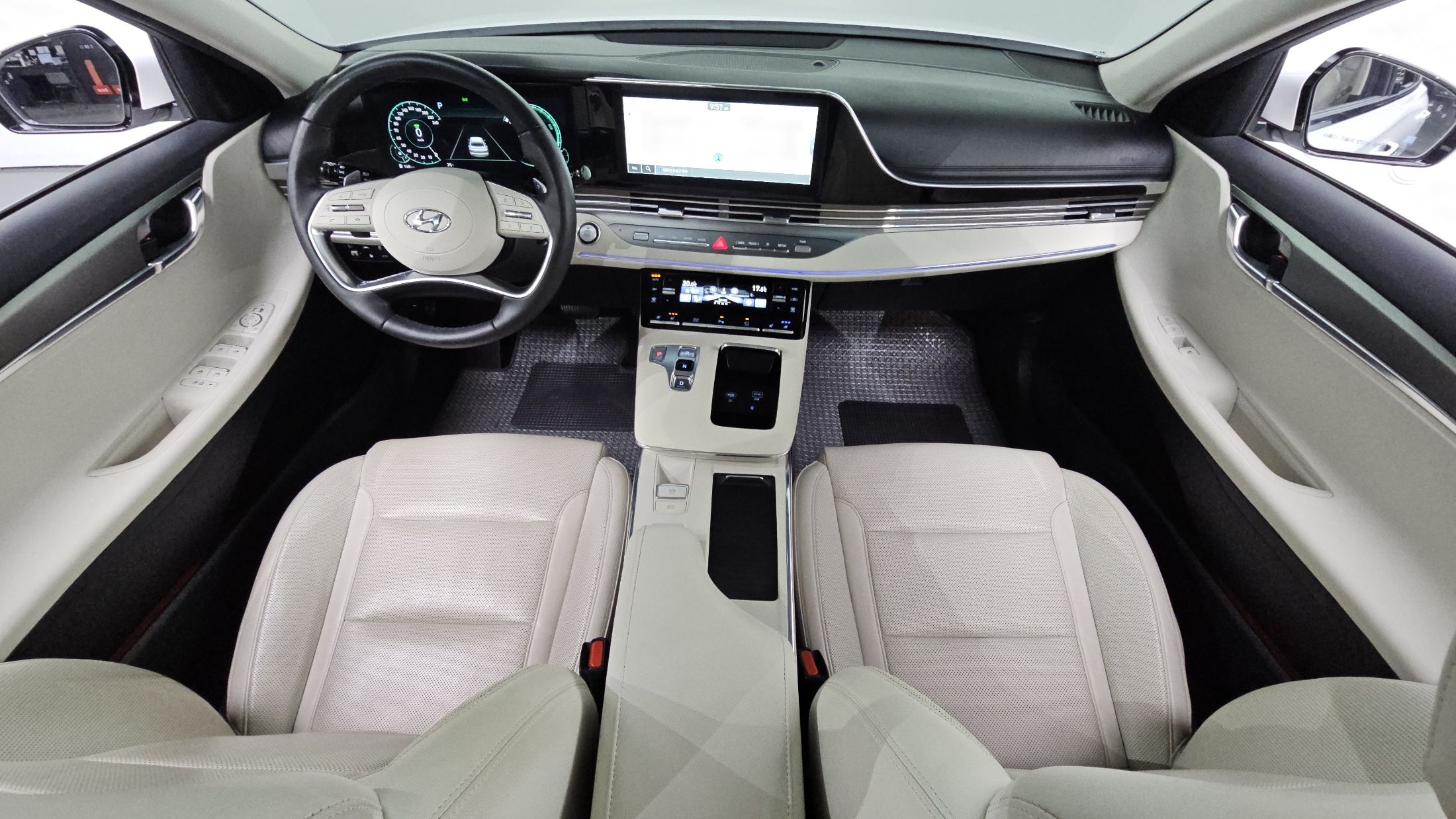 HYUNDAI GRANDEUR IG HYBRID