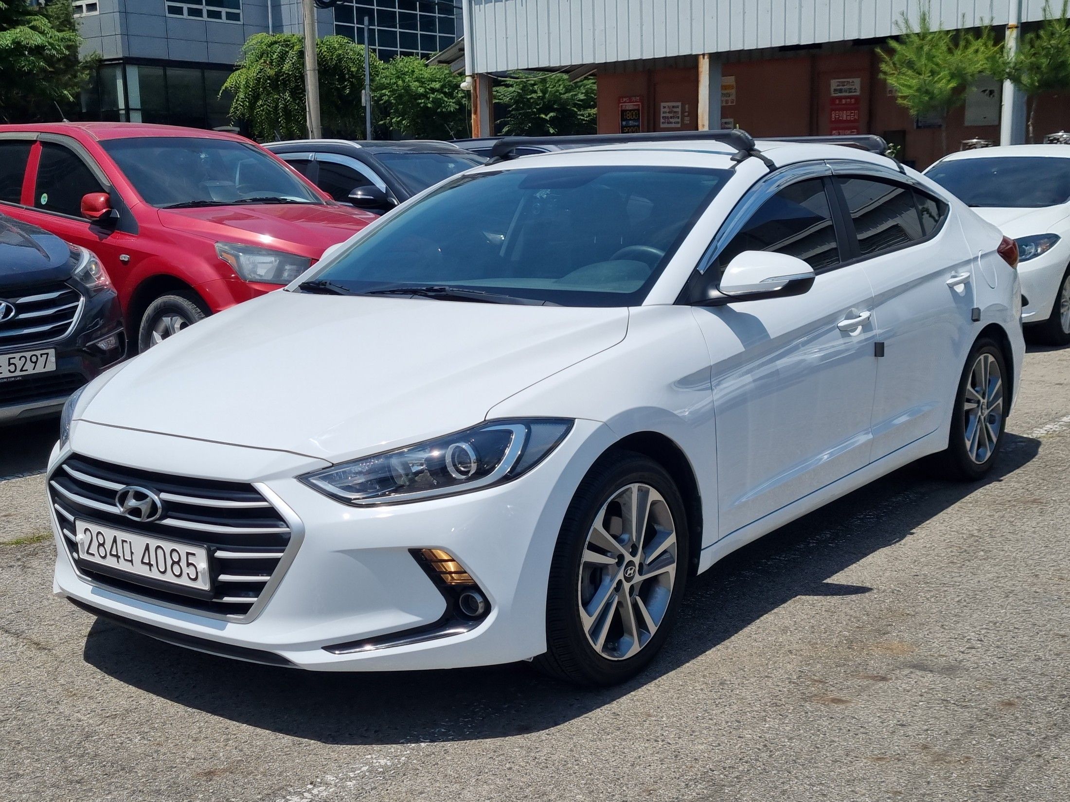 HYUNDAI AVANTE AD
