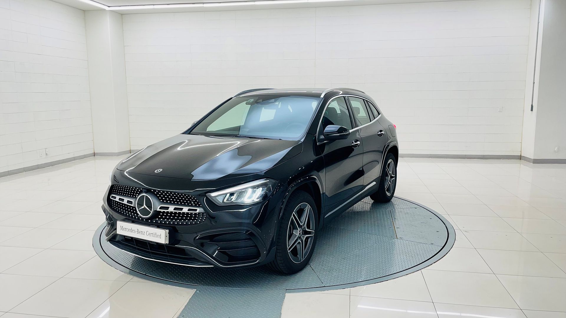 MERCEDES BENZ GLA-CLASS H247 2024