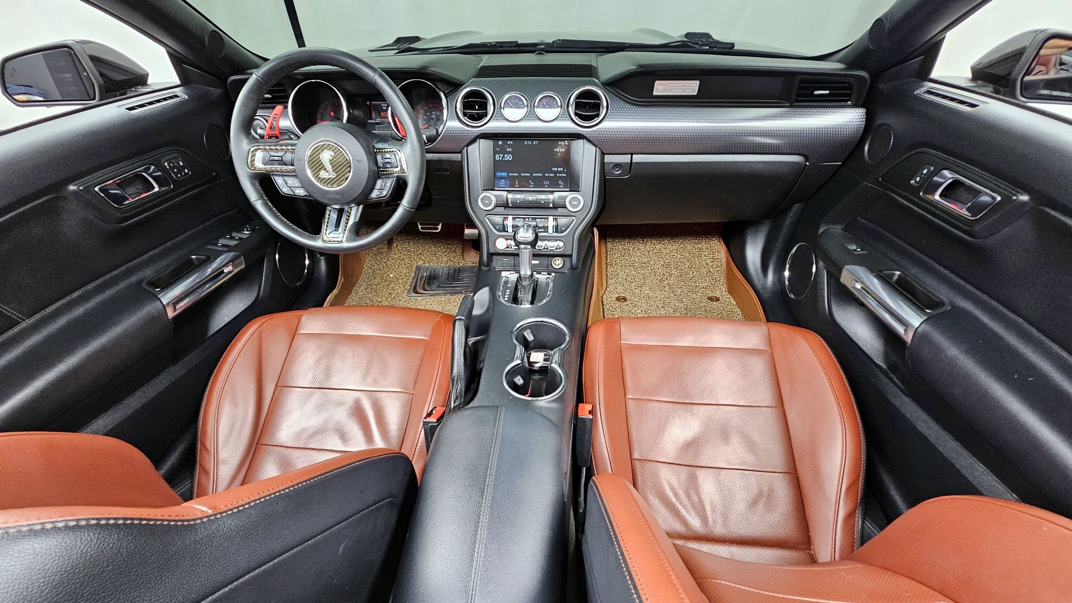 FORD MUSTANG 2016